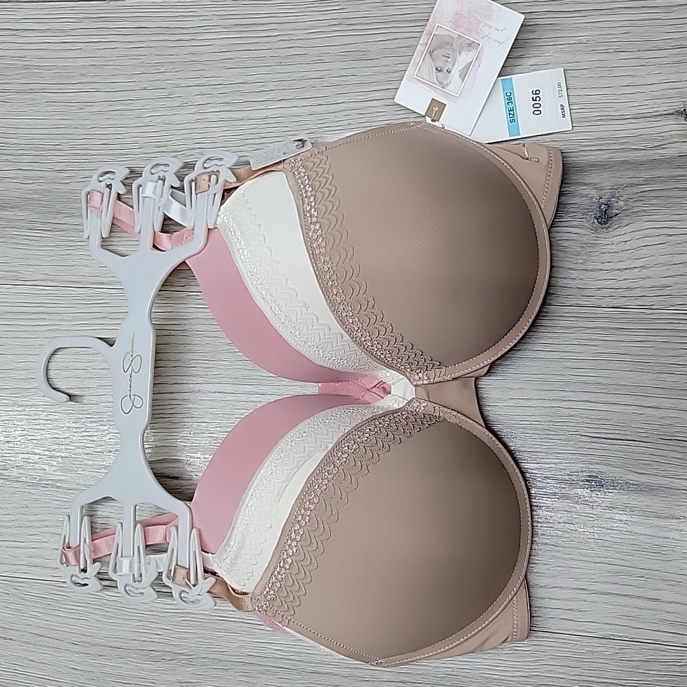 JESSICA SIMPSON BRA.